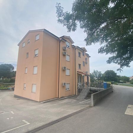 Apartment Noel Фажана Экстерьер фото
